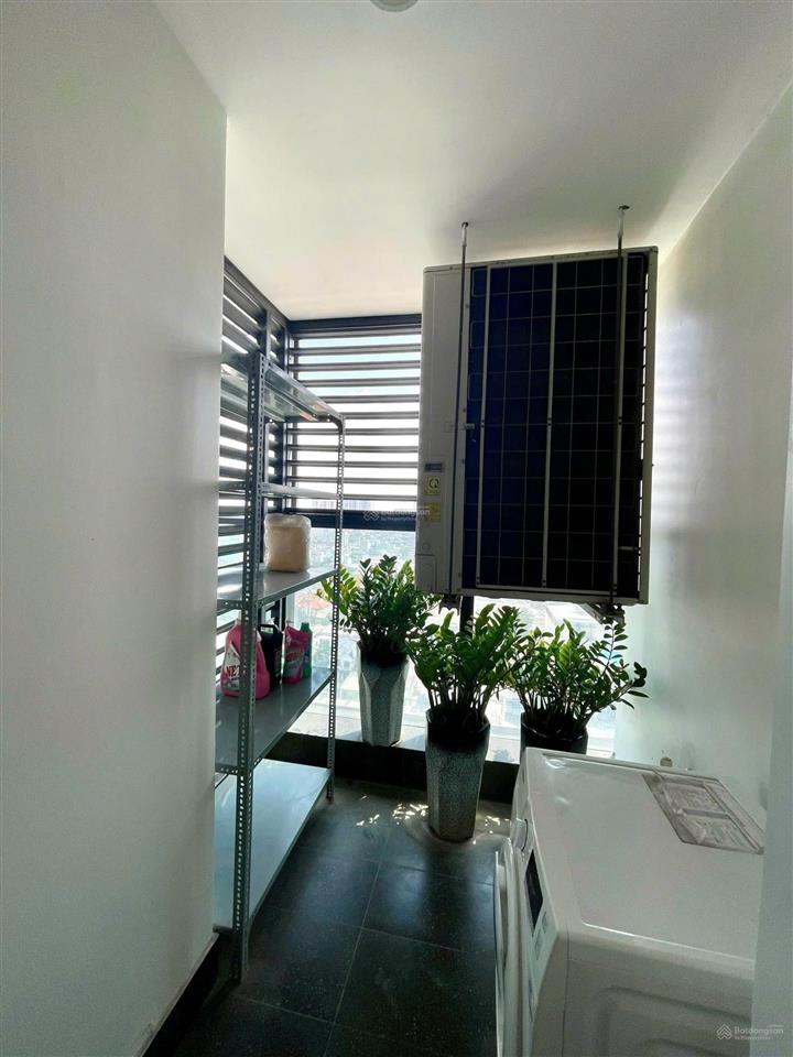 Bán căn hộ sunshine sky city căn góc  view sông, 132m, 4pn, 3wc, 1 kho, đang hđt 30 triệu/tháng
