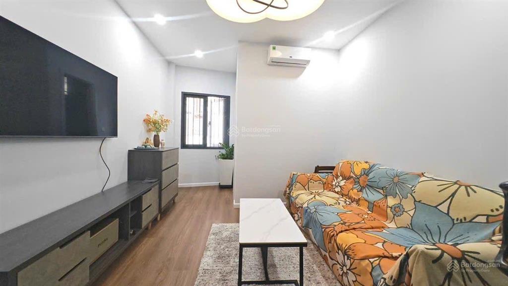 Bán nhà phố đẹp 4x16, 3 tầng+st, có thang máy, full nội thất cao cấp, bố trí hợp lý, giá nhỉnh 15ty