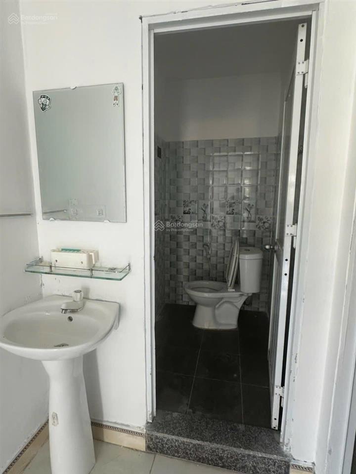 Bán nhà 2 tầng kiệt tôn đức thắng sau nhà mặt tiền sát trường đại học sư phạm