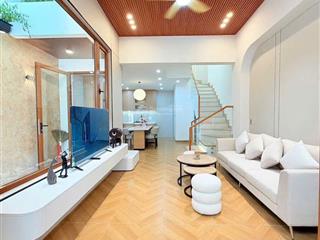 Nhà đẹp 3 tầng đường hàm nghi, gần n văn linh, gần cầu rồng, tttp  sau lưng mt