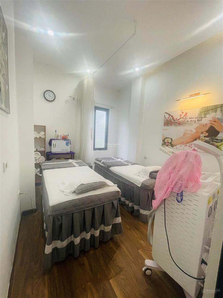 Bán nhà 4 tầng đường nguyễn trung trực  4 phòng ngủ  thuận tiện kinh doanh, mua bán