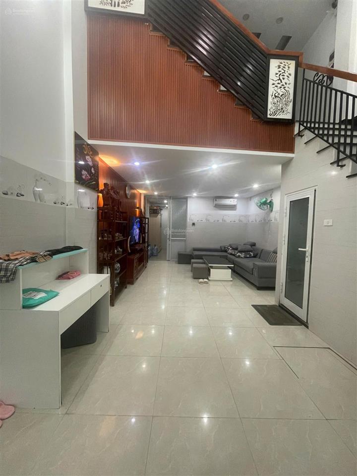 Bán nhà 4 tầng đường nguyễn trung trực  4 phòng ngủ  thuận tiện kinh doanh, mua bán