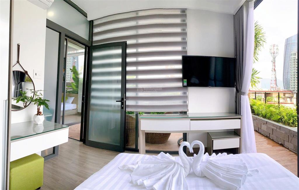 Chính chủ  bán tòa căn hộ 5 tầng mt nguyễn chí thanh
