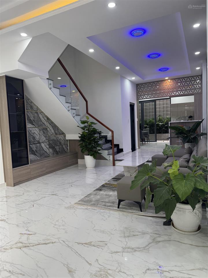 Cần bán nhà phố mới xây full nội thất cao cấp khu công ích quận 4  belleza, 17,5 tỷ