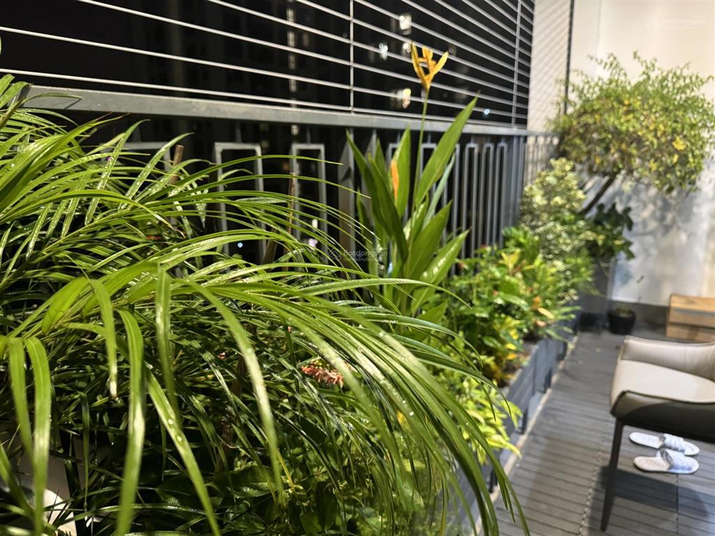 Chính chủ bán căn góc 3pn full nội thất mới