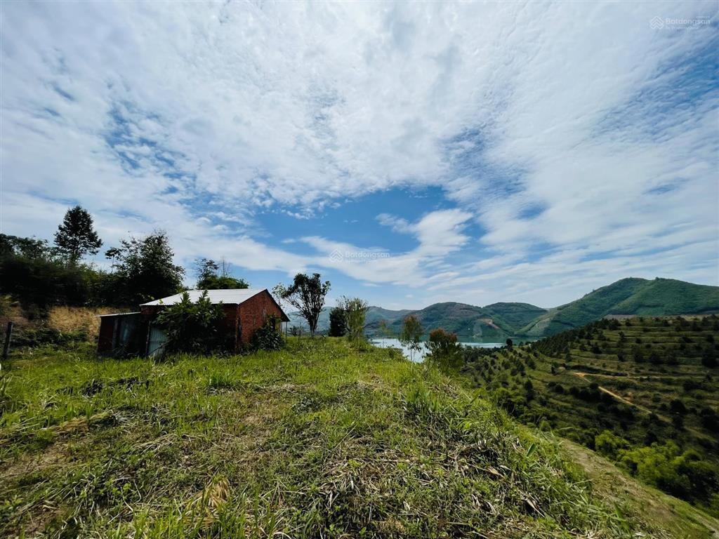 ~ 4ha đất mặt tiền ql 27 ngay hồ thủy điện, đến sân bay buôn ma thuột chỉ 69km, giá rẻ
