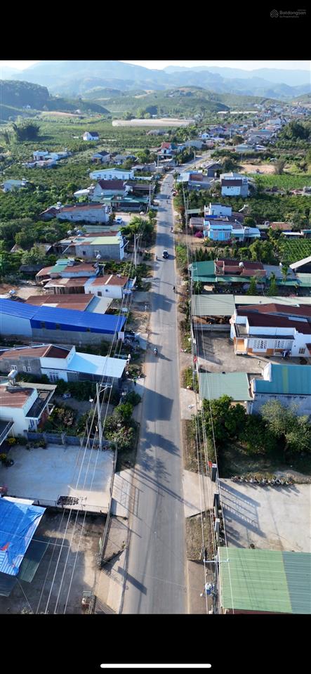 Đất mặt tiền phi tô, gần chợ và trường học gia đình cần tiền bán nhanh