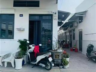 Cắt lỗ 250 tr bán dãy trọ 12 phòng đang cho thuê full 20tr/tháng  chợ bình chánh