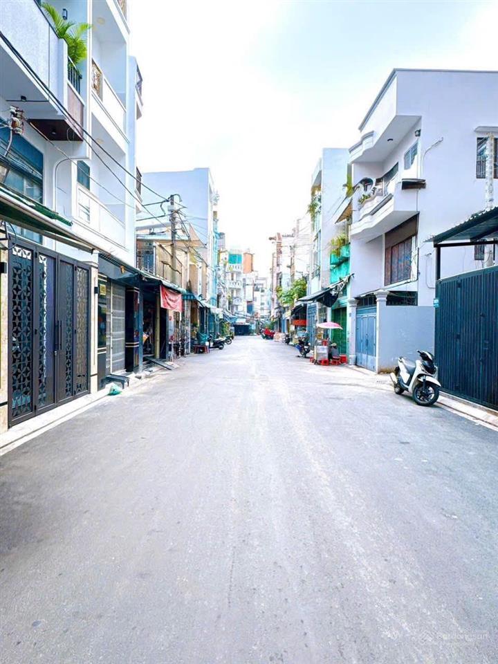 Bán nhà vườn đẹp không gian sống xanh, yên bình  trịnh quang nghị  1,25 tỷ