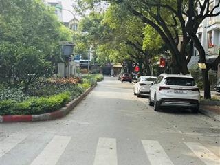 Bán gấp lk kđt văn quán hà đông 80m 5 tầng view đẹp thoáng trước sau  ô chờ thang máy