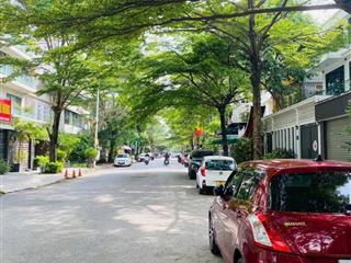 Bán gấp nhà 42m 5 tầng thang máy ngõ thông ô tô kđt văn khê hà đông vị trí đẹp view thoáng sáng