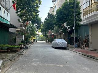Cần tiền bán gấp lô đất dịch vụ 50m la khê đối diện pack city hà đông, vị trí đẹp, kinh doanh tốt