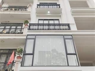 Bán gấp nhà kiến hưng hà đông 50m 7 tầng thang máy phân lô vỉa hè ô tô đỗ ngày đêm