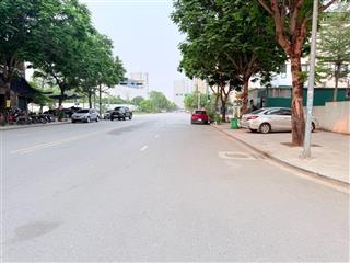Cần tiền bán gấp đất dịch vụ dương nội hà đông đối diện aeon mall, 50m phân lô vỉa hè ô tô tránh