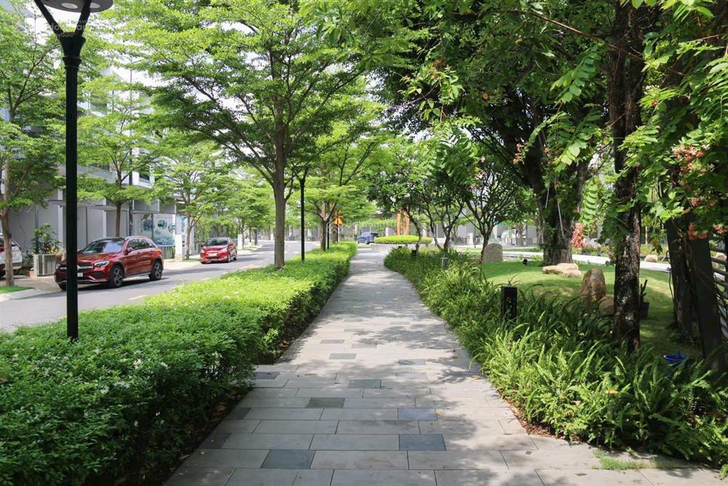 Bán gấp 4,8 tỷ nhà phố the standard bình dương