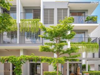 Bán lỗ sâu giá 3,7 tỷ nhà phố the standard an gia bình dương