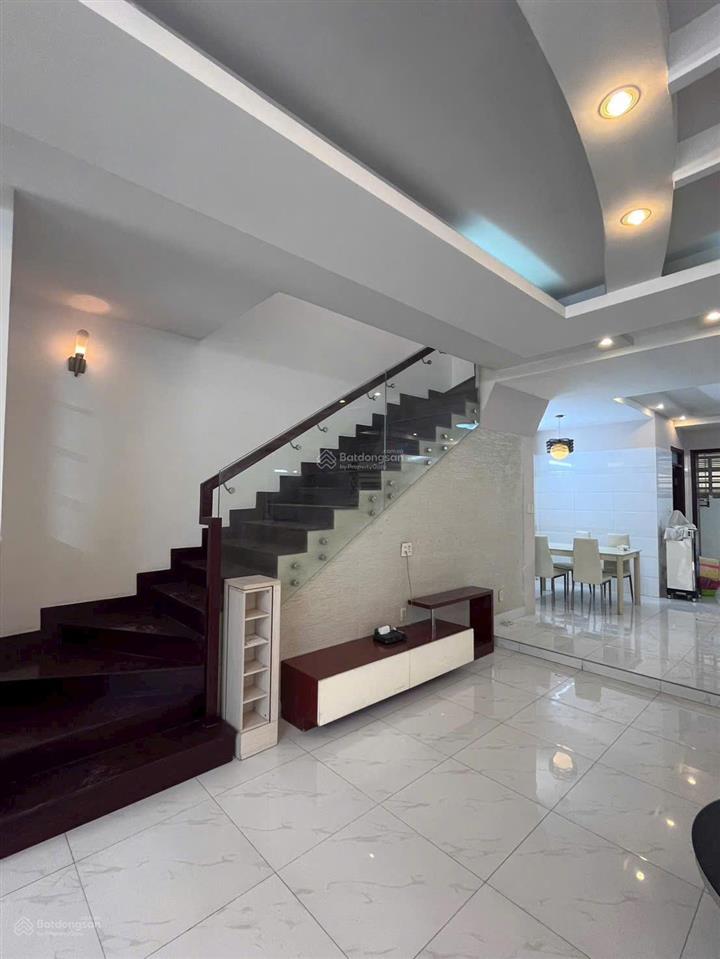 Nhà đẹp eco xuân full nội thất, giá chỉ 14 triệu/tháng!