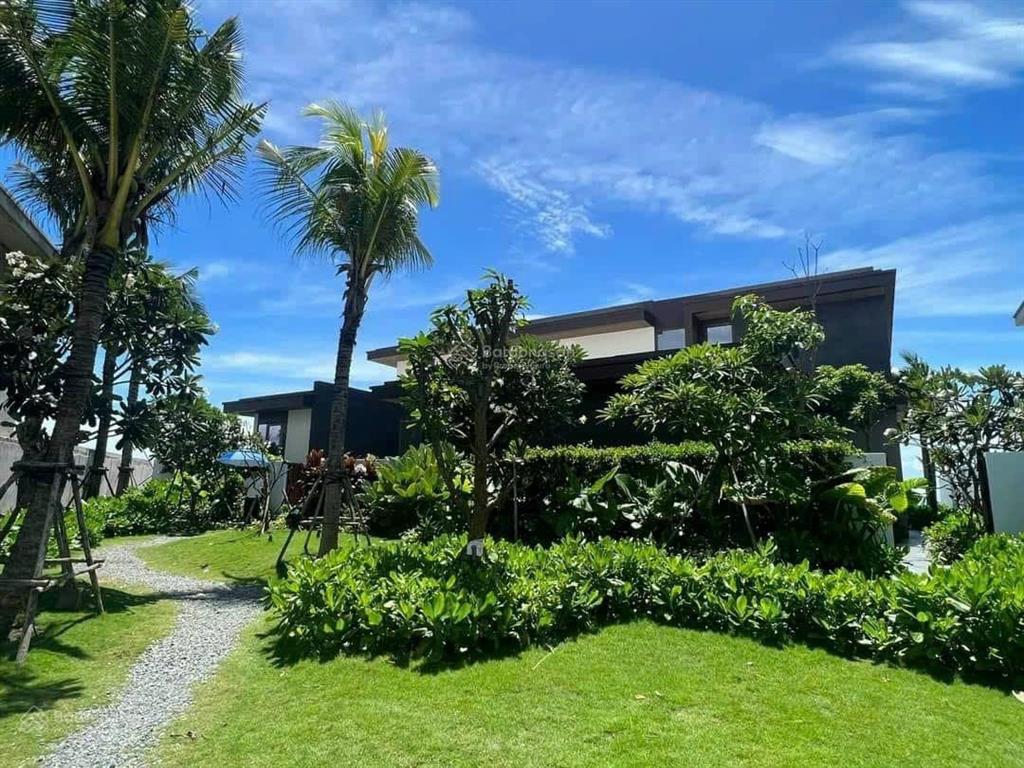 01 căn villa 760m2  3pn mặt biển hyatt regency hồ tràm sắp bàn giao. ko bắt buộc tg cho thuê