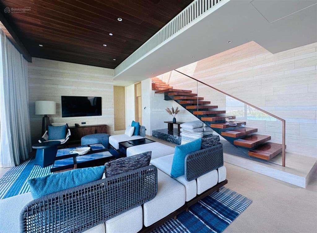 01 căn villa 760m2  3pn mặt biển hyatt regency hồ tràm sắp bàn giao. ko bắt buộc tg cho thuê