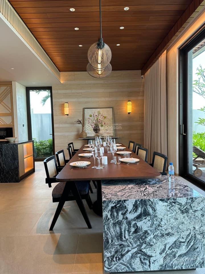 01 căn villa 760m2  3pn mặt biển hyatt regency hồ tràm sắp bàn giao. ko bắt buộc tg cho thuê