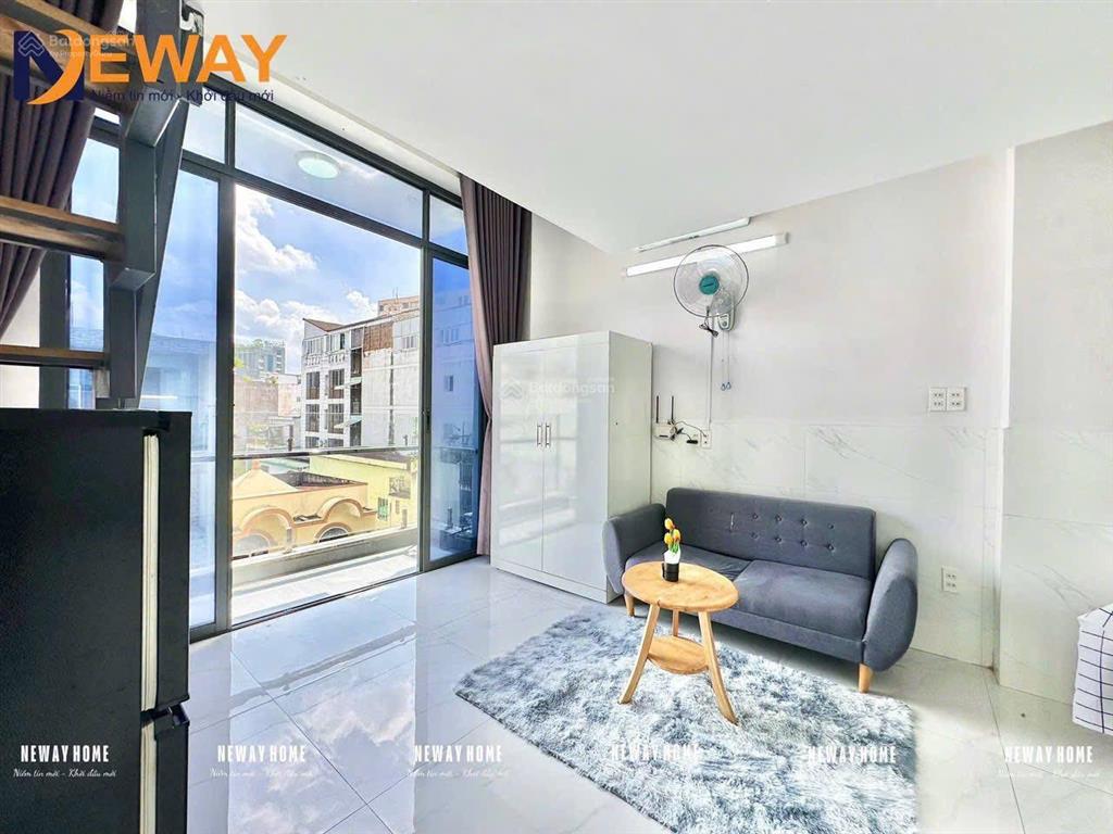 Căn hộ có gác mới 100% ngay chợ tân hương cửa sổ thoáng full nội thất