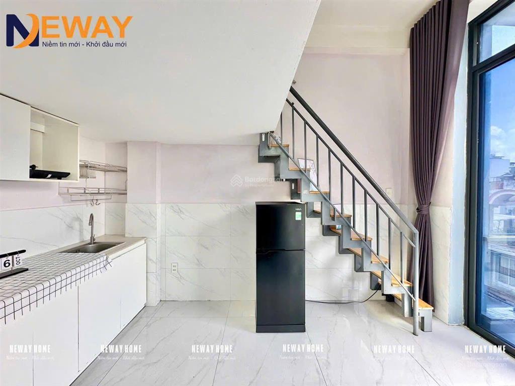 Căn hộ có gác mới 100% ngay chợ tân hương cửa sổ thoáng full nội thất