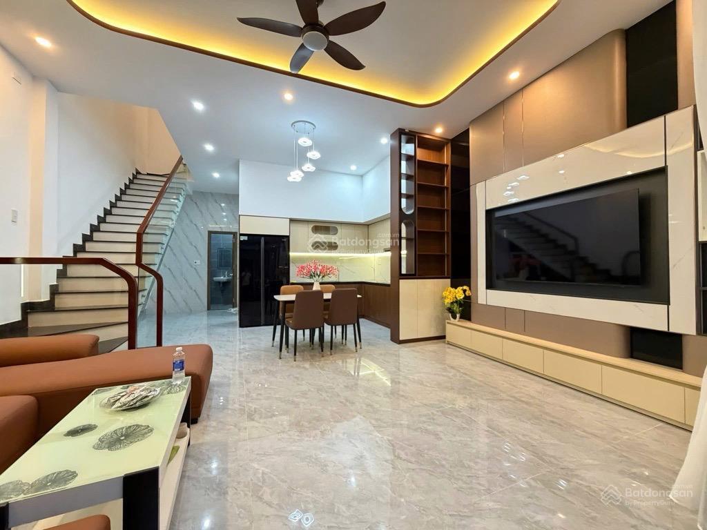 Nhà mới 100%, 2 tầng, trung tâm thanh khê, đi bộ vài bước chân ra tới biển, giá chỉ 4,x tỷ