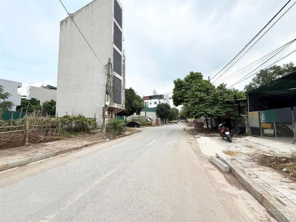 Trục chính yên lộ đông la. kinh doanh đẳng cấp khu d yên nghĩa.  em vinh