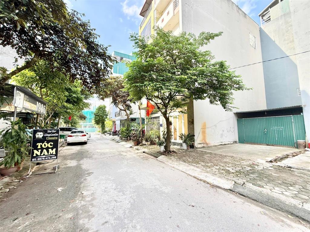 Hiếm có mảnh đất dv khu d yên nghĩa sát kđt đô nghĩa, công viên cây đàn. 50m2 ko lỗi gì, 9.2 tỷ