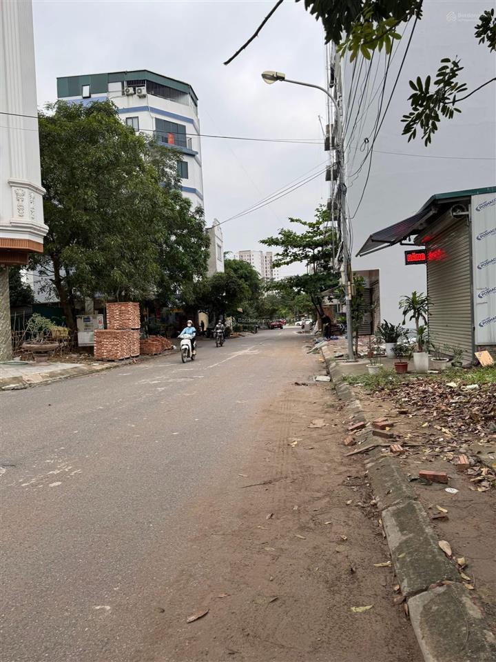 Lô đất khu b dịch vụ yên nghĩa, không lỗi phong thủy , giá cực chất chỉ với 11,5 tỷ, 50m2