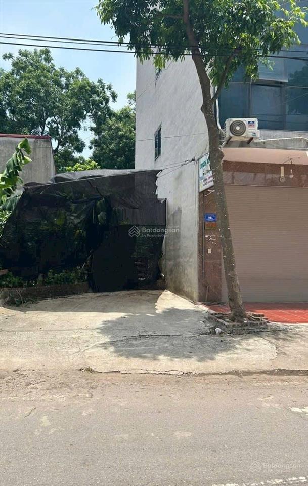 9,5 tỷ. 52,5m2 đất mặt tiền 5,2m. vị trí kinh doanh. đường phân lô vỉa hè 15m khu vực a yên nghĩa