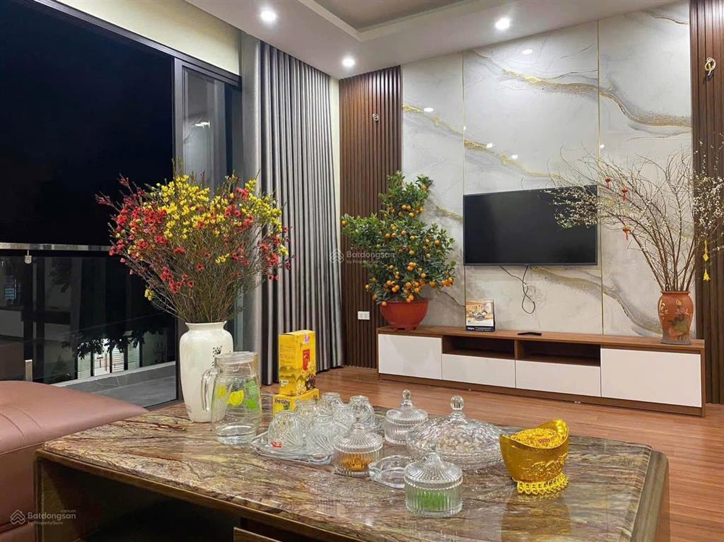 Dương nội  chủ cần thanh khoản nhanh dt 50m mt 5m nhà 6 tầng thang máy giá 13.8 tỷ