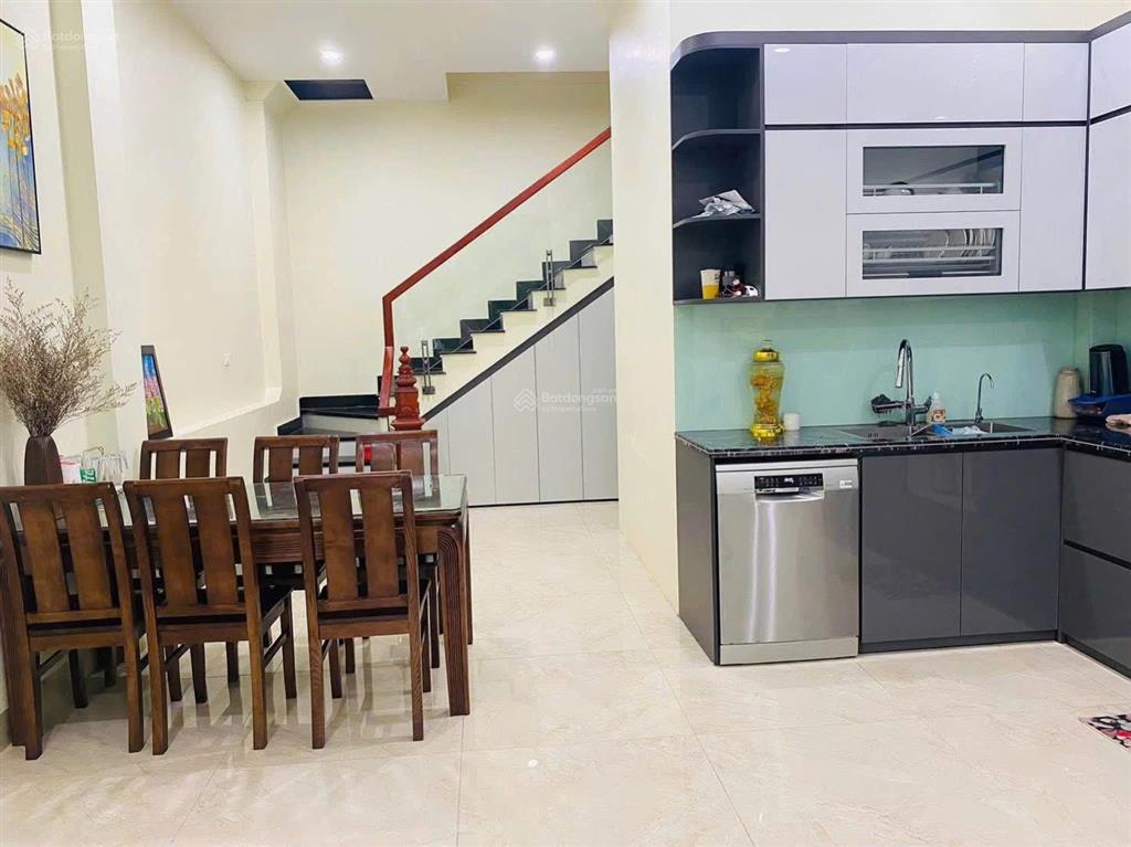 Dương nội  chủ cần thanh khoản nhanh dt 50m mt 5m nhà 6 tầng thang máy giá 13.8 tỷ