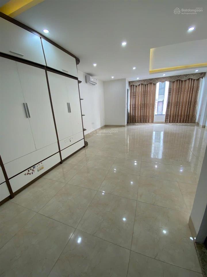 Hoa hậu khu a dịch vụ yên nghĩa. nhà 7 tầng thang máy nhập khẩu đầy đủ nội thất đẹp