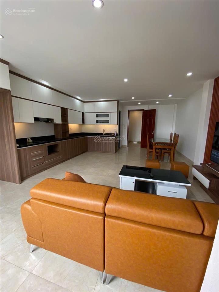 Hoa hậu khu a dịch vụ yên nghĩa. nhà 7 tầng thang máy nhập khẩu đầy đủ nội thất đẹp