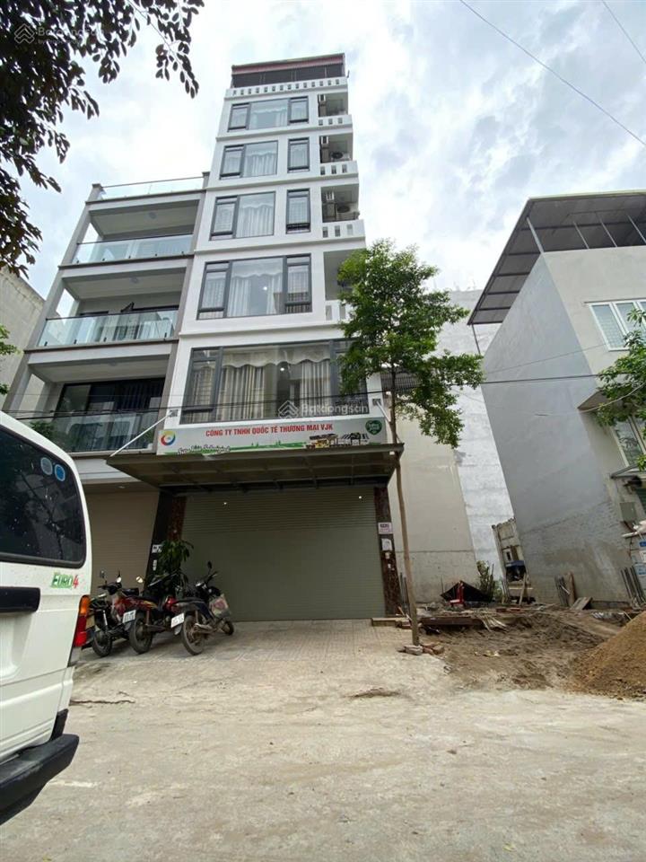 Hoa hậu khu a dịch vụ yên nghĩa. nhà 7 tầng thang máy nhập khẩu đầy đủ nội thất đẹp
