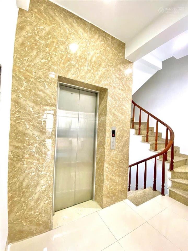 Nhà 7 tầng thang máy mới hoàn thiện đầy đủ nội thất xịn sò. dịch vụ la khê ngay ngã tư lê trọng tân