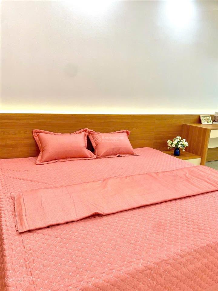Nhà 7 tầng thang máy mới hoàn thiện đầy đủ nội thất xịn sò. dịch vụ la khê ngay ngã tư lê trọng tân