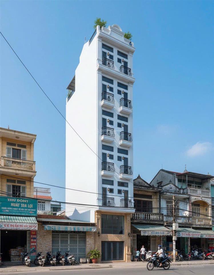 Chỉ 15,6 tỷ nhà oto đỗ cách nhà 100m. nguyễn văn trỗi  mỗ lao. 6 tầng 16 phòng 70 triệu