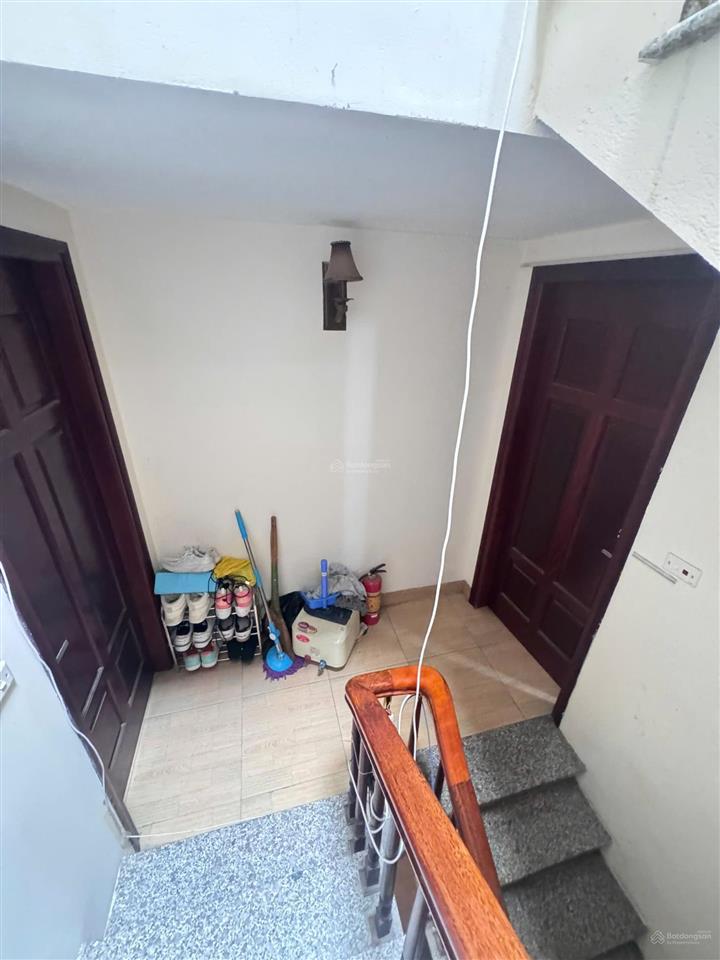 Chdv phân lô vỉa hè hàng bè mậu lương kiến hưng. 7 tầng 11 phòng 60 triệu/tháng
