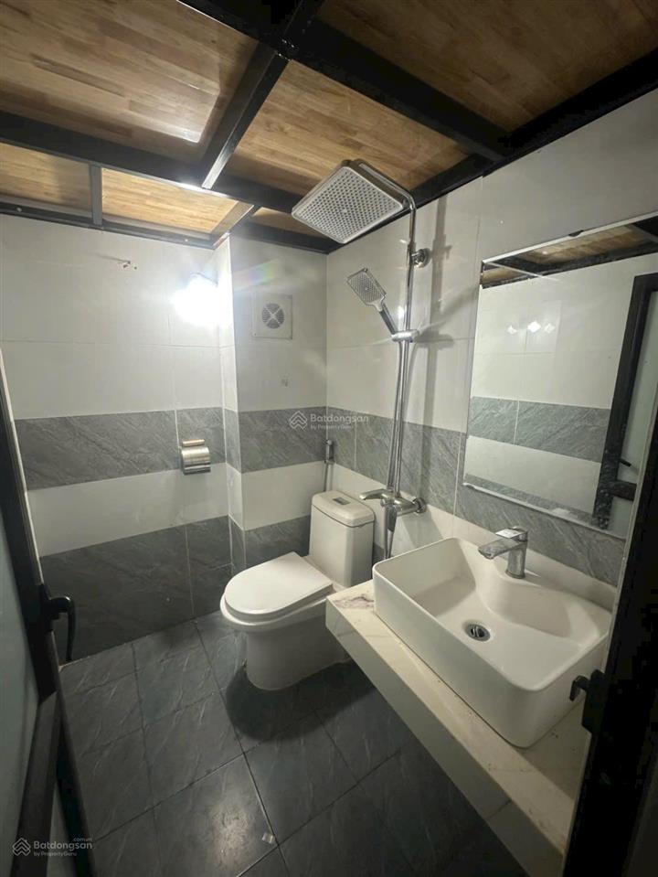 Chỉ 200 triệu m2. toà chdv đường ô tô tránh tại geleximco hà đông, 140m2 25 pkk 120 triệu 6%