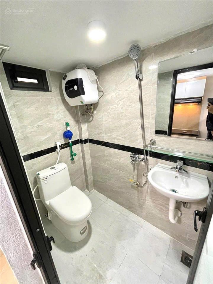 Lương thế vinh. sau ktx đại học hà nội 8 tầng 129m2 mặt tiền 6.3m 39 phòng khép kín. 180 triệu 6.5%