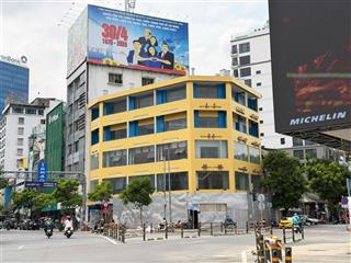 Cho thuê tòa góc 2mt địa chỉ 181 hàm nghi  phó đức chính quận 1  diện tích 24x16m, dts 2.000m2