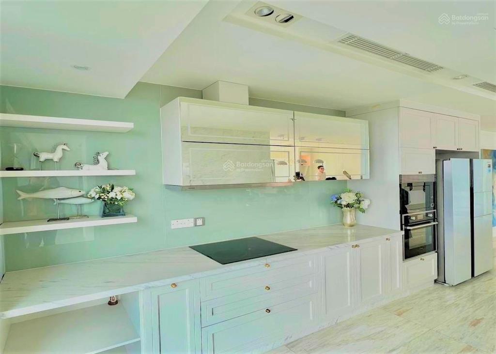 Cho thuê căn hộ vincom center  vinhomes đồng khởi 2pn góc nhà thờ đức bà và bitexco, quận 1