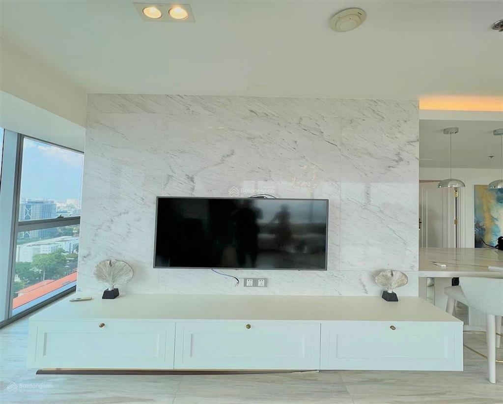 Cho thuê căn hộ vincom center  vinhomes đồng khởi 2pn góc nhà thờ đức bà và bitexco, quận 1