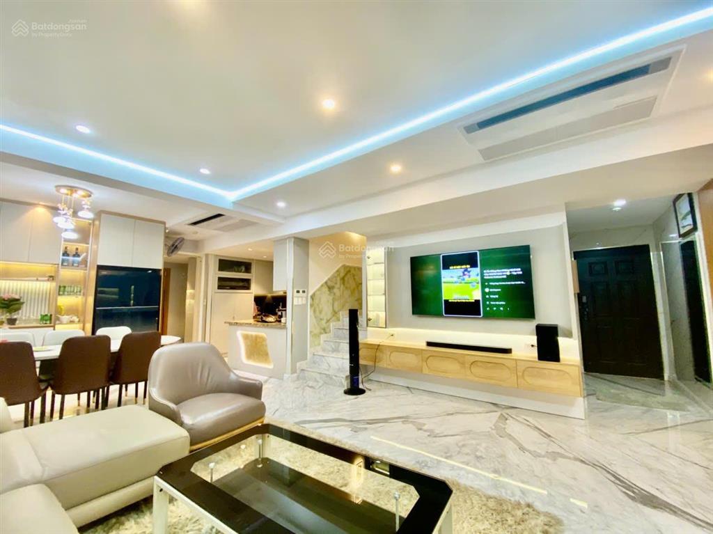 Bán gấp căn hộ cảnh viên nội thất cao cấp, 2 tầng, 4pn ngay phú mỹ hưng, quận 7