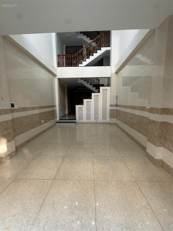 Bán gấp căn nhà phố 61m2, 3 lầu, đường số 10 ngay phường hiệp bình, tp. thủ đức