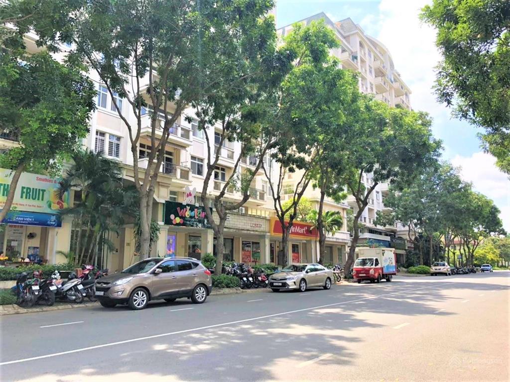 Bán gấp căn shop kinh doanh cảnh viên 2, đường c ngay phú mỹ hưng, vị trí đẹp