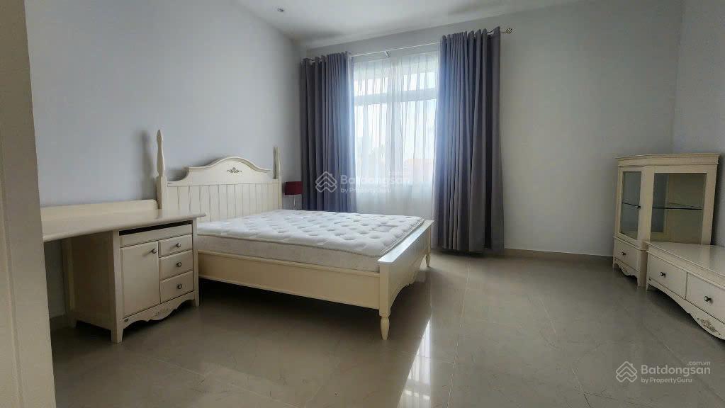 Cần bán căn biệt thự song lập mỹ hoàng 200m2, đường nội khu phạm thái bường, quận 7