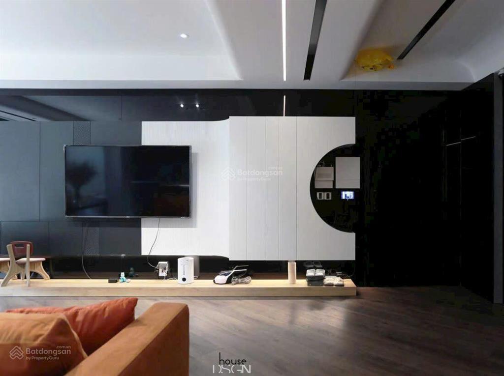 Bán căn hộ sân vườn the panorama 167m2, 3pn nhà đẹp ngay phú mỹ hưng